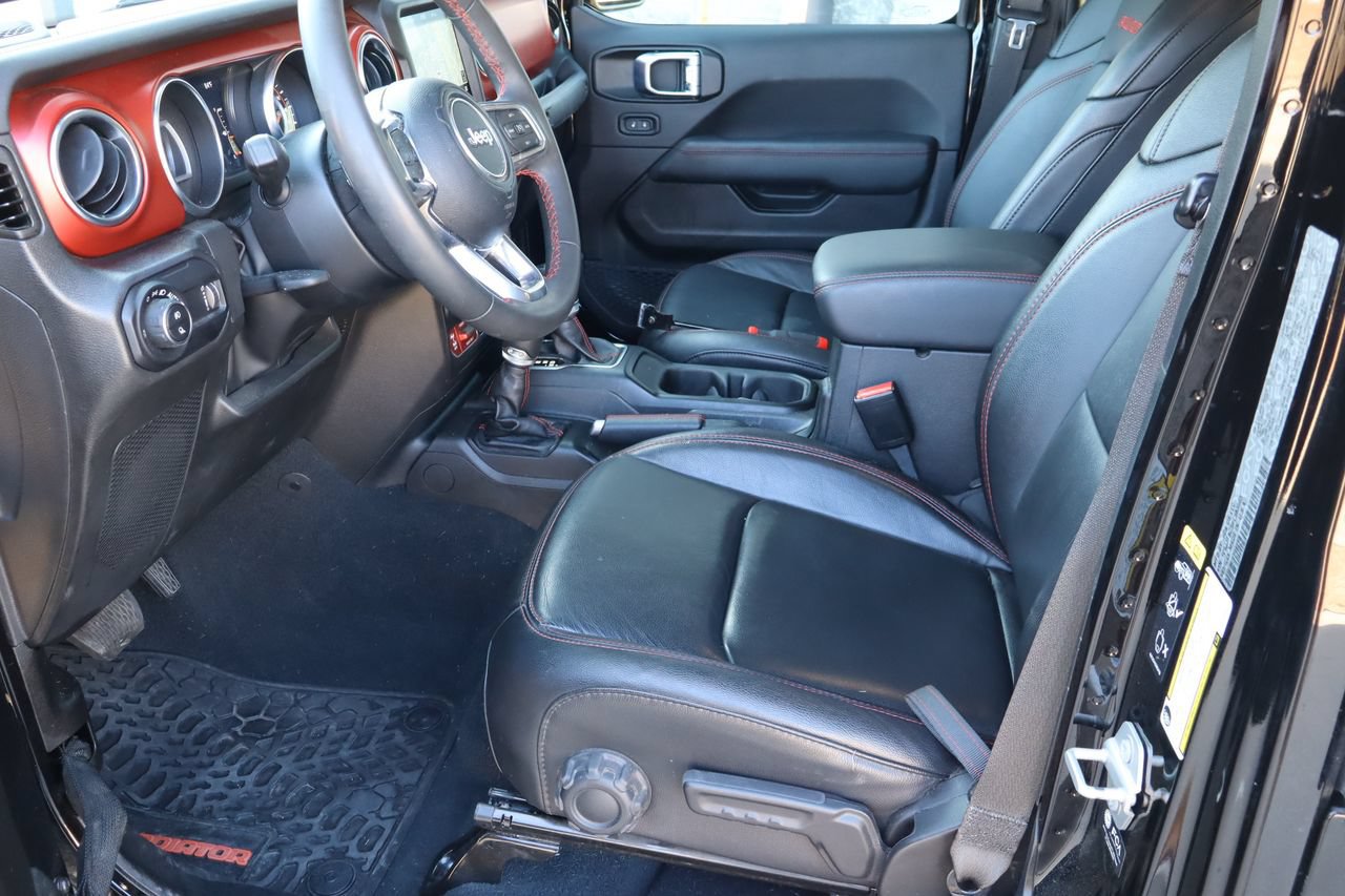 Used 2023 Jeep Gladiator Rubicon w/ Trailer Tow Package AWD/4WD image 14