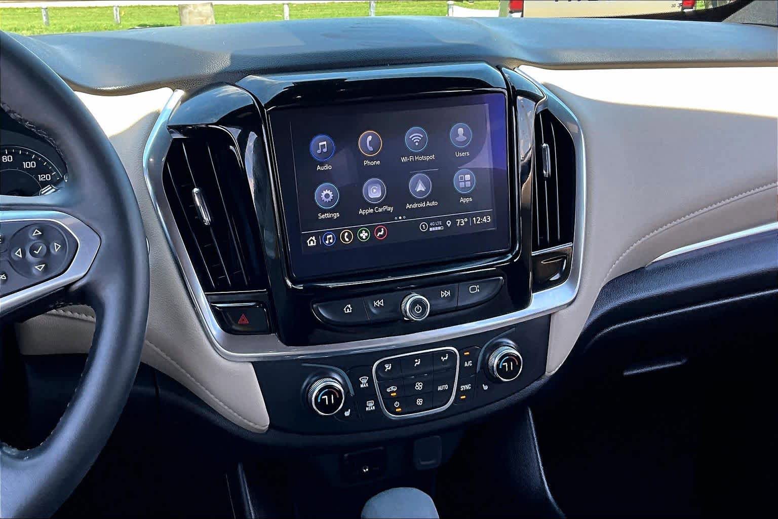 Used 2023 Chevrolet Traverse LT FWD image 6