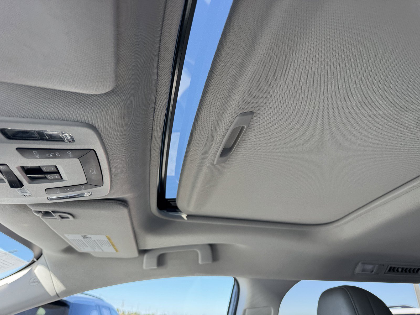 Used 2021 Toyota Sienna XLE w/ XLE Plus Package AWD/4WD image 18