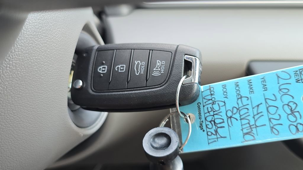 New 2026 Hyundai Elantra SE FWD image 32