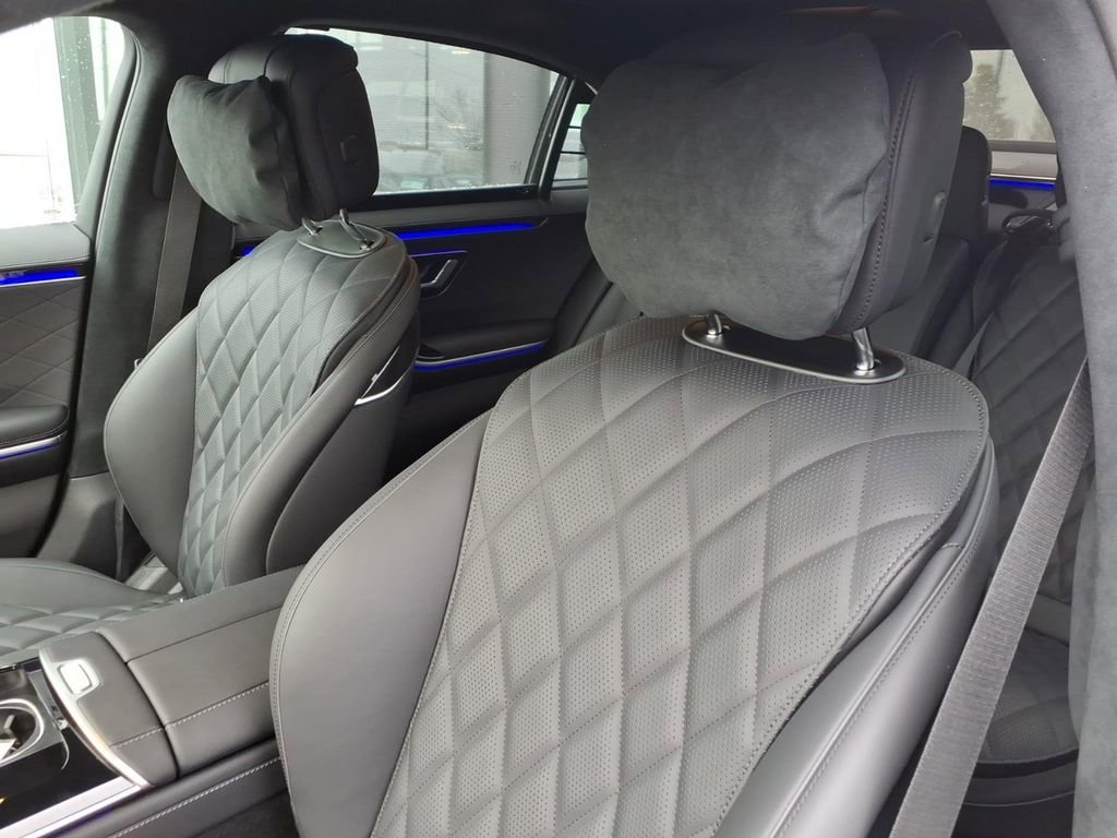 New 2026 Mercedes-Benz S 580 4MATIC Sedan image 13