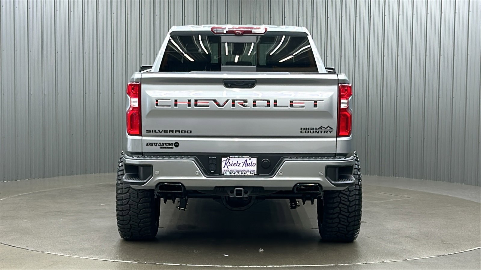 Used 2023 Chevrolet Silverado 1500 High Country w/ High Country Premium Package image 4