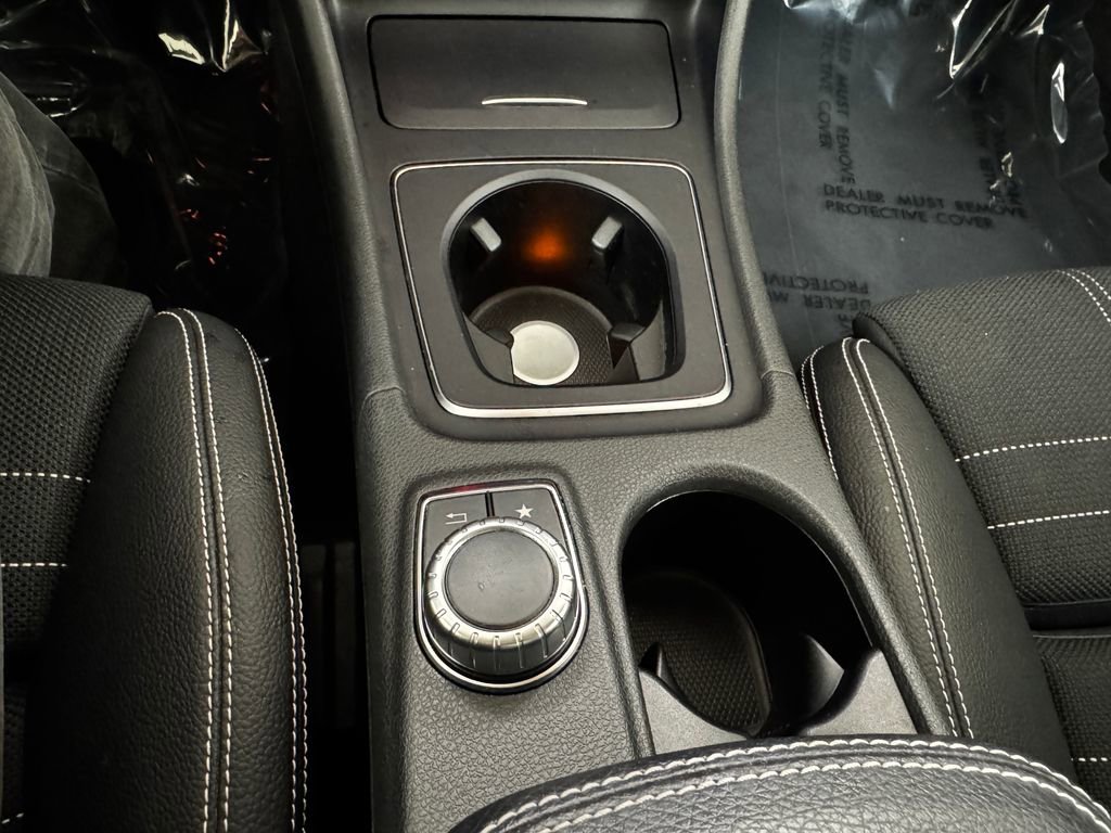 Used 2017 Mercedes-Benz GLA 250 4MATIC image 22