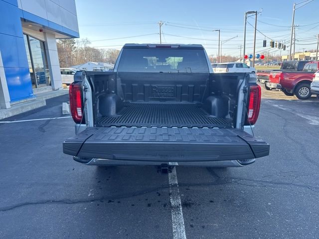 Used 2026 GMC Sierra 1500 SLT image 8