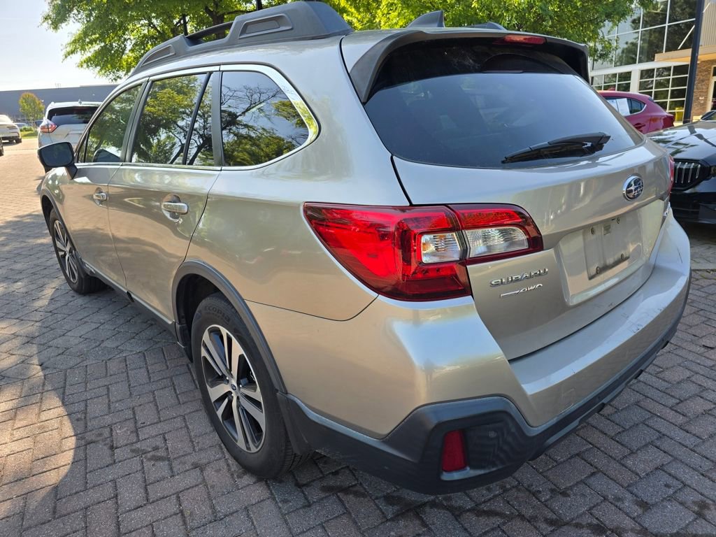 Used 2018 Subaru Outback 2.5i Limited AWD/4WD image 6