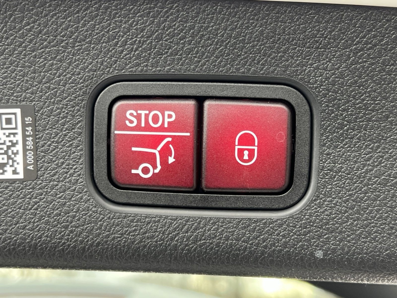 New 2026 Mercedes-Benz GLC 300 4MATIC image 25