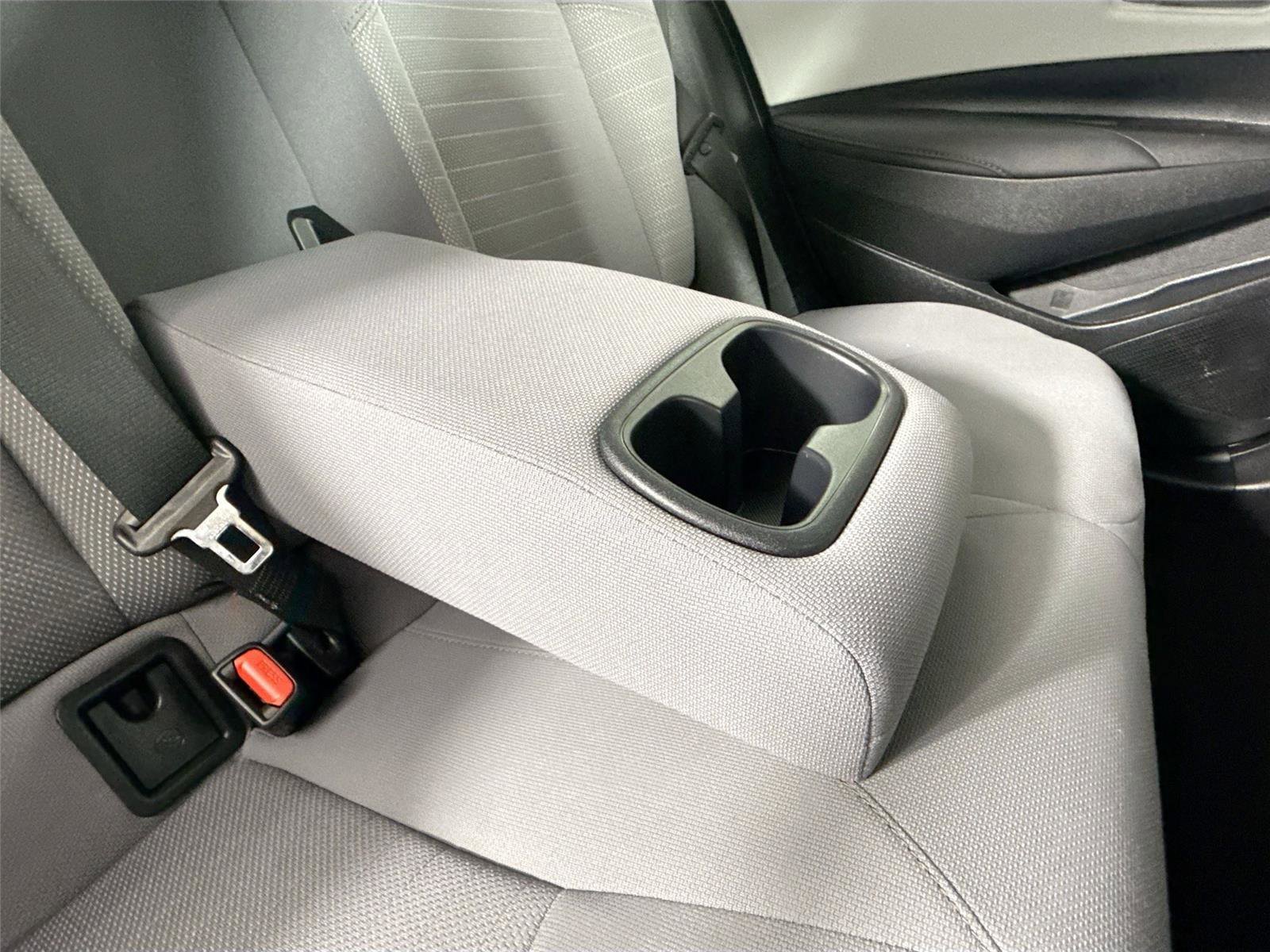 Certified 2022 Toyota Corolla SE w/ Carpet Mat Package (TMS) FWD image 35