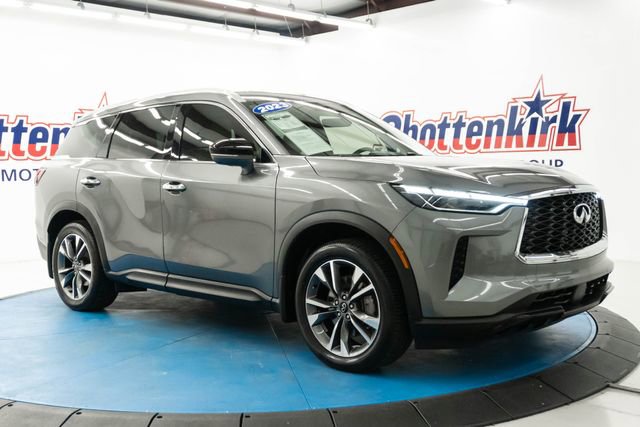 Used 2023 INFINITI QX60 Luxe w/ Cargo Package image 16