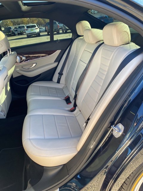 Used 2018 Mercedes-Benz E 300 image 23