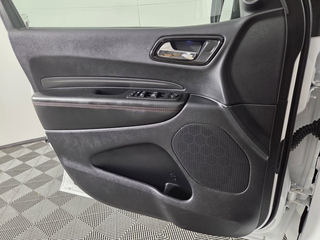 Certified 2025 Dodge Durango GT w/ Trailer Tow Group IV image 21