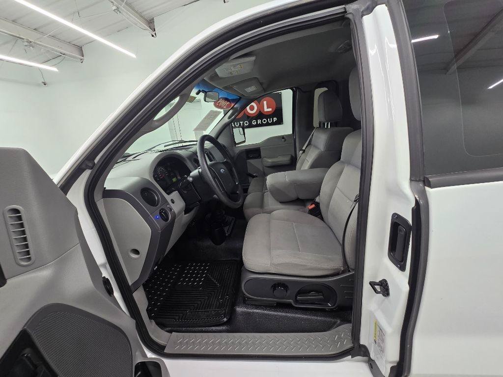 Used 2005 Ford F150 STX RWD image 12