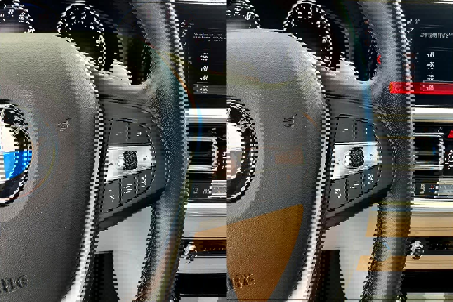 Used 2019 BMW 330i Sedan w/ Convenience Package image 25