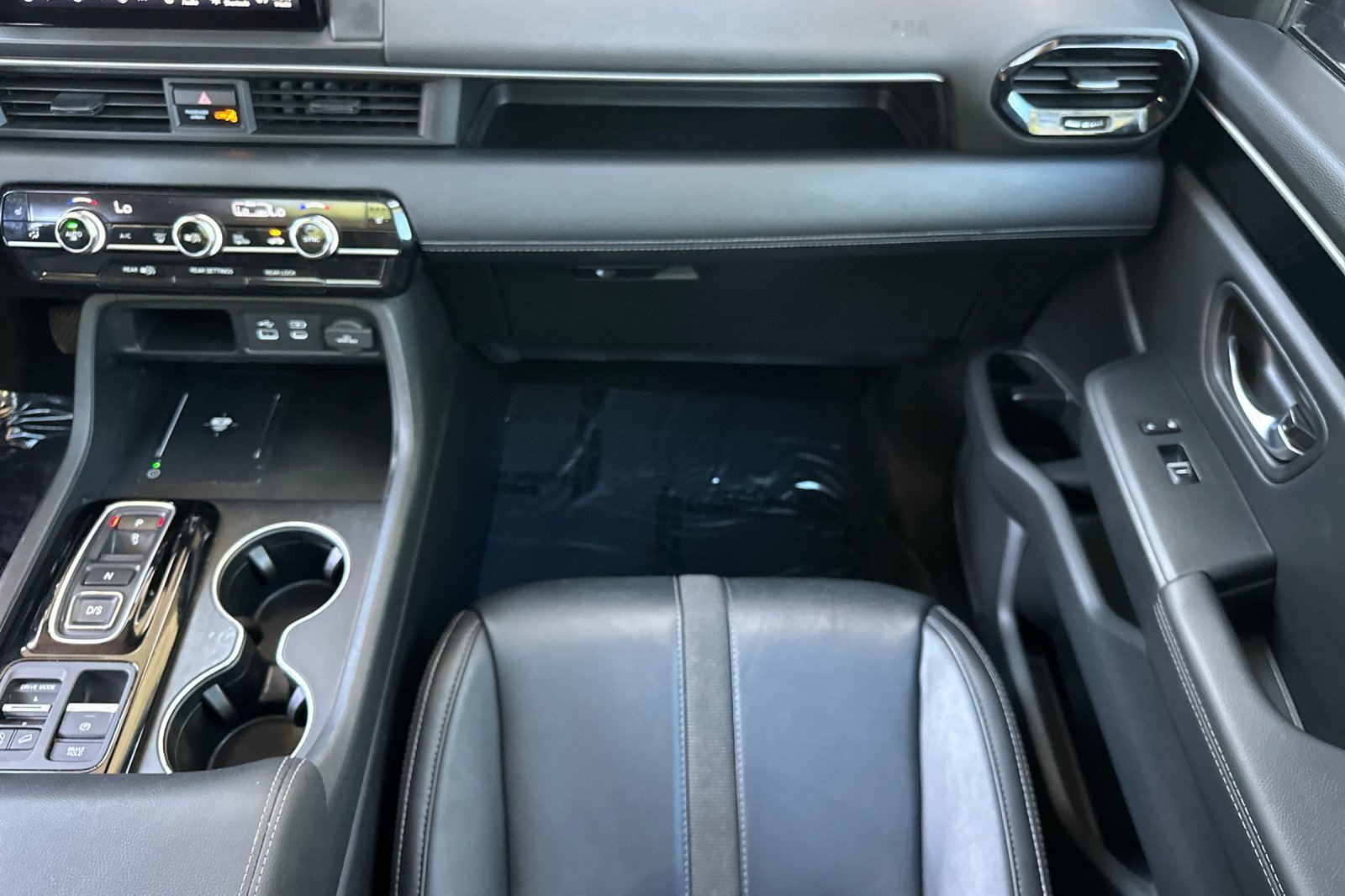 Used 2024 Honda Pilot Touring image 35