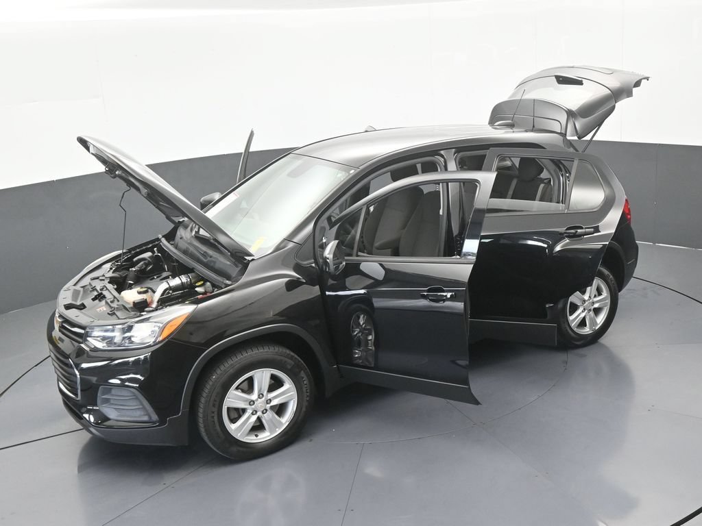 Used 2022 Chevrolet Trax LS AWD/4WD image 57