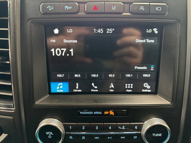 Used 2018 Ford Expedition Max Limited w/ Equipment Group 302A AWD/4WD image 5