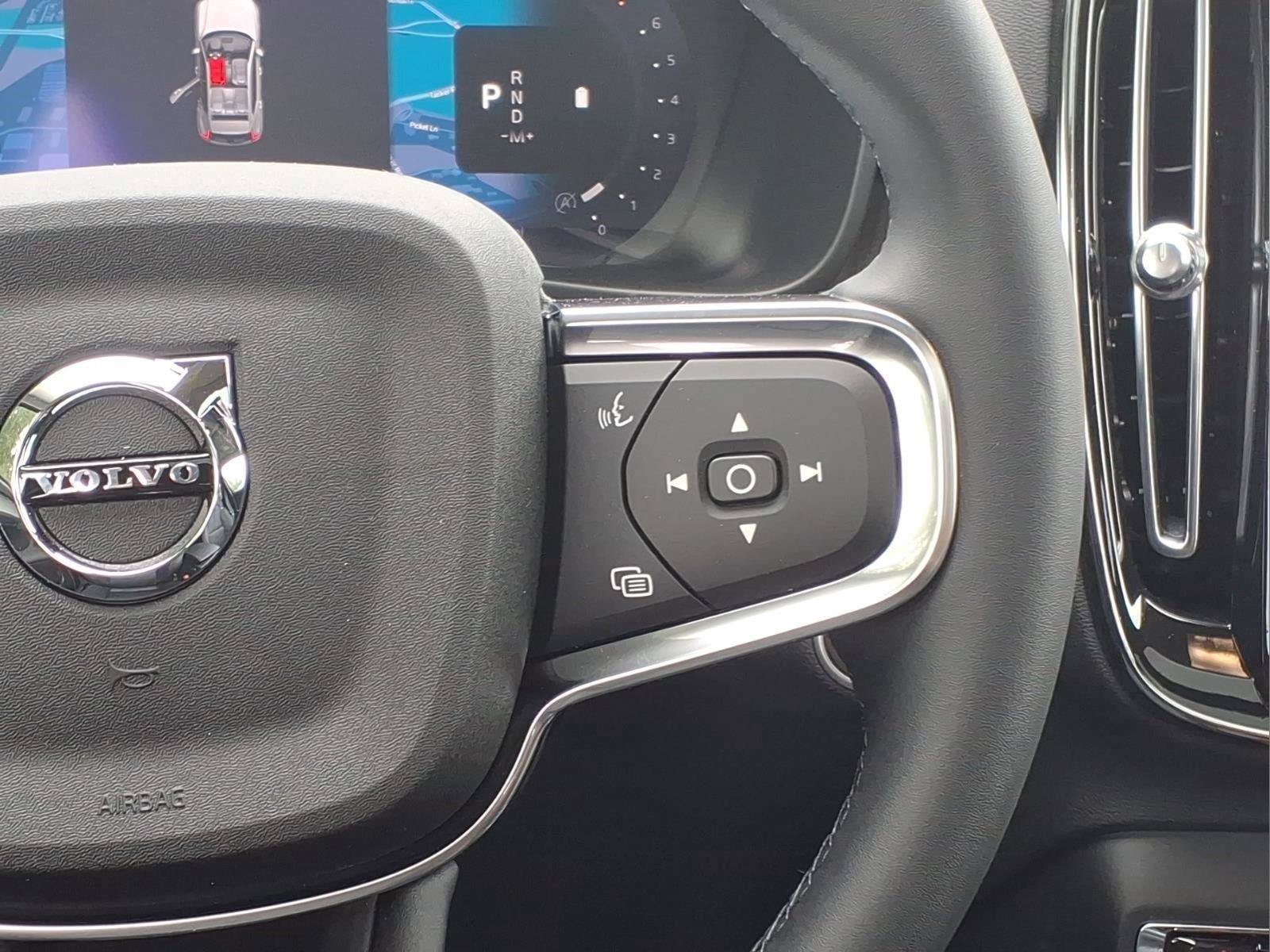 New 2026 Volvo XC40 B5 Plus w/ Climate Package AWD/4WD image 11