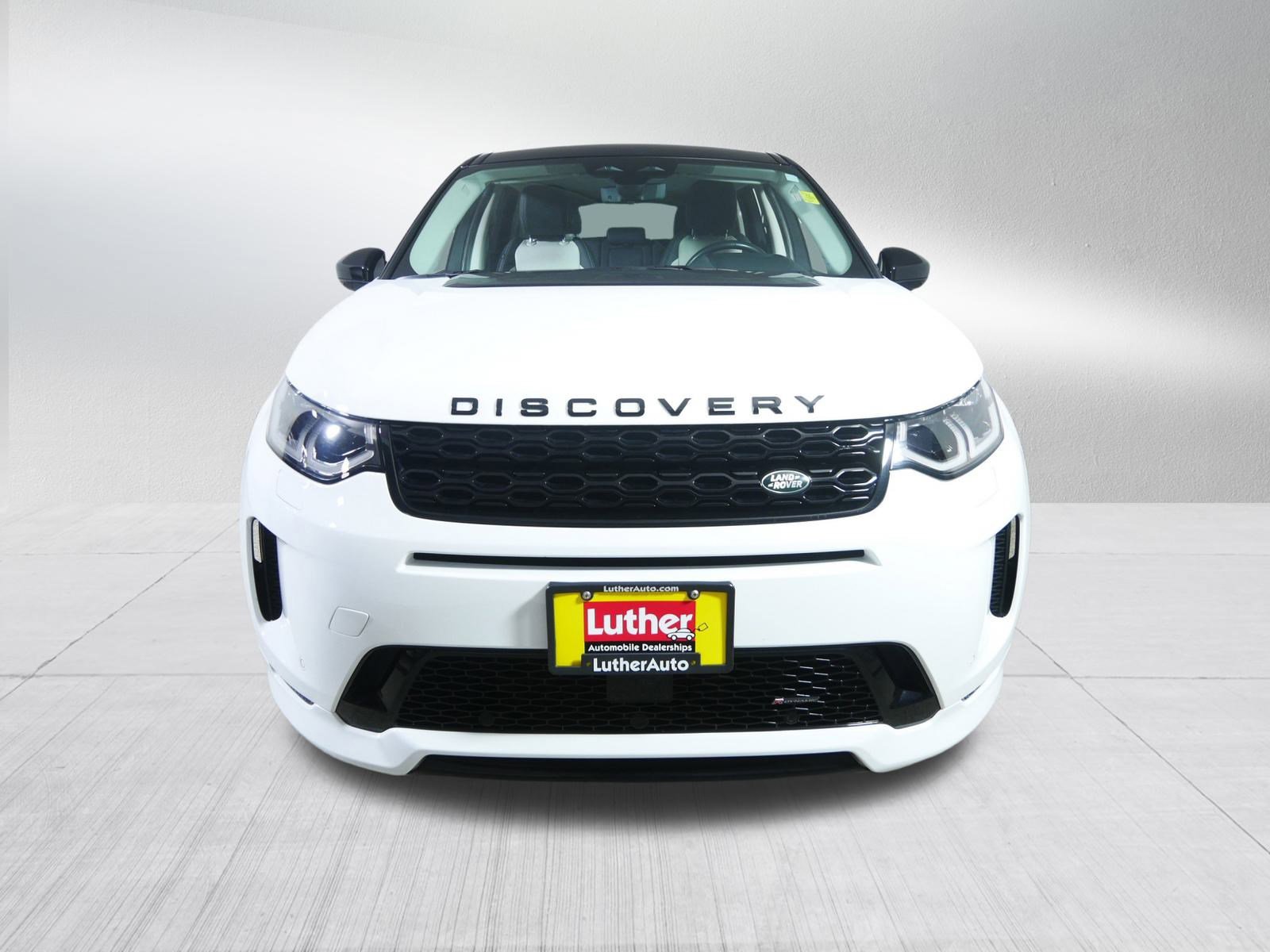 Used 2022 Land Rover Discovery Sport SE R-Dynamic image 2