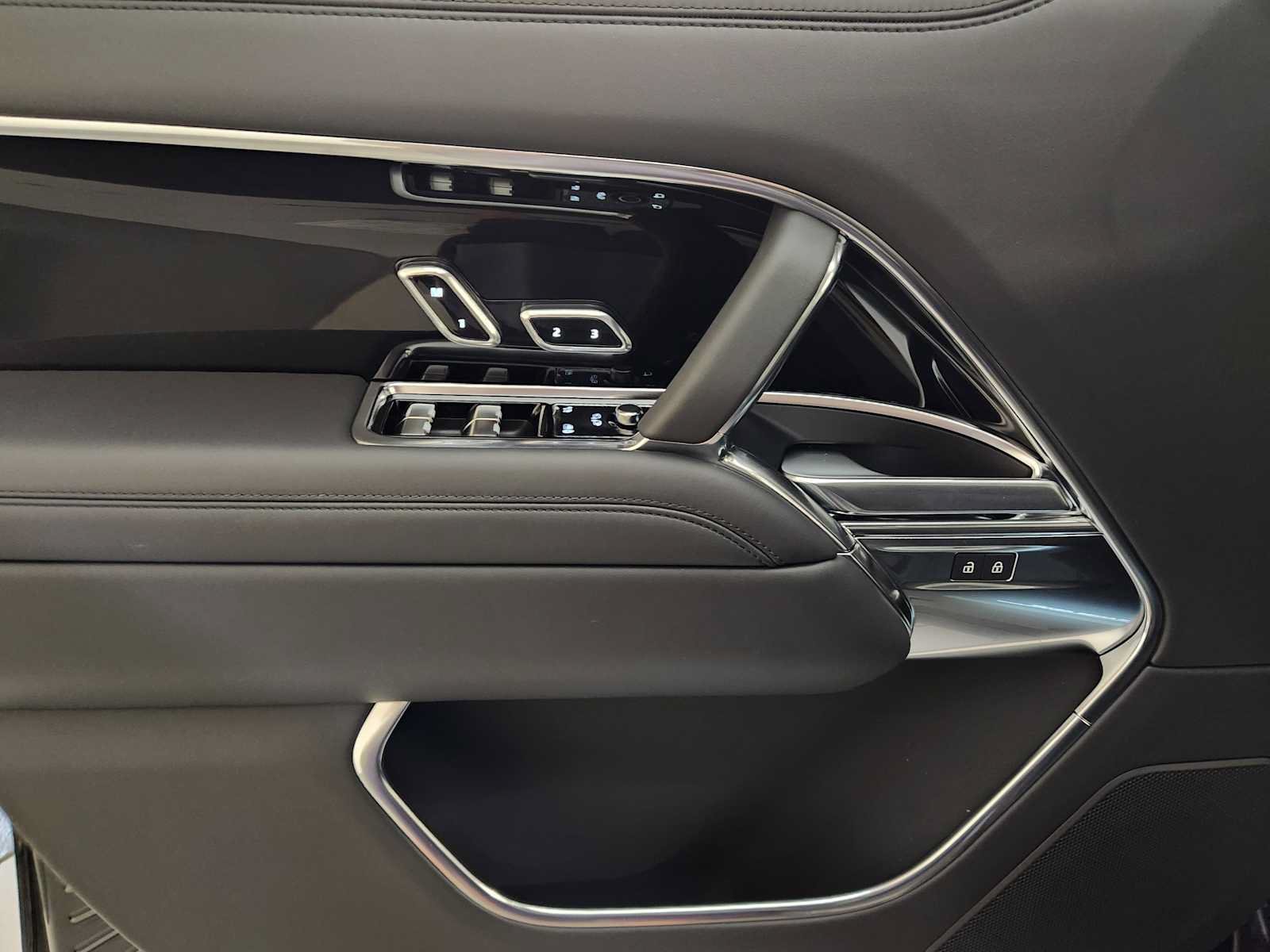 New 2026 Land Rover Range Rover SE AWD/4WD image 22