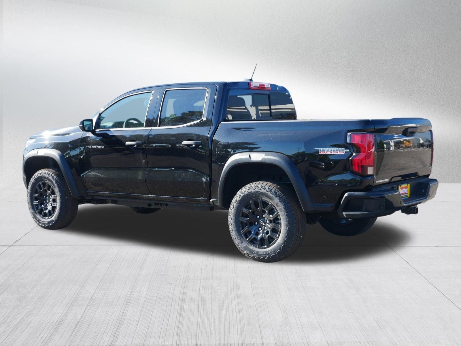New 2026 Chevrolet Colorado Trail Boss AWD/4WD image 2