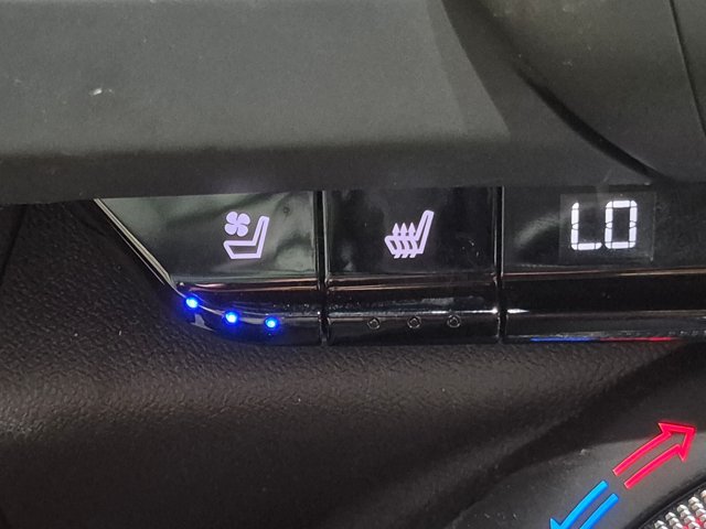 Used 2023 Chevrolet Camaro LT RWD image 22