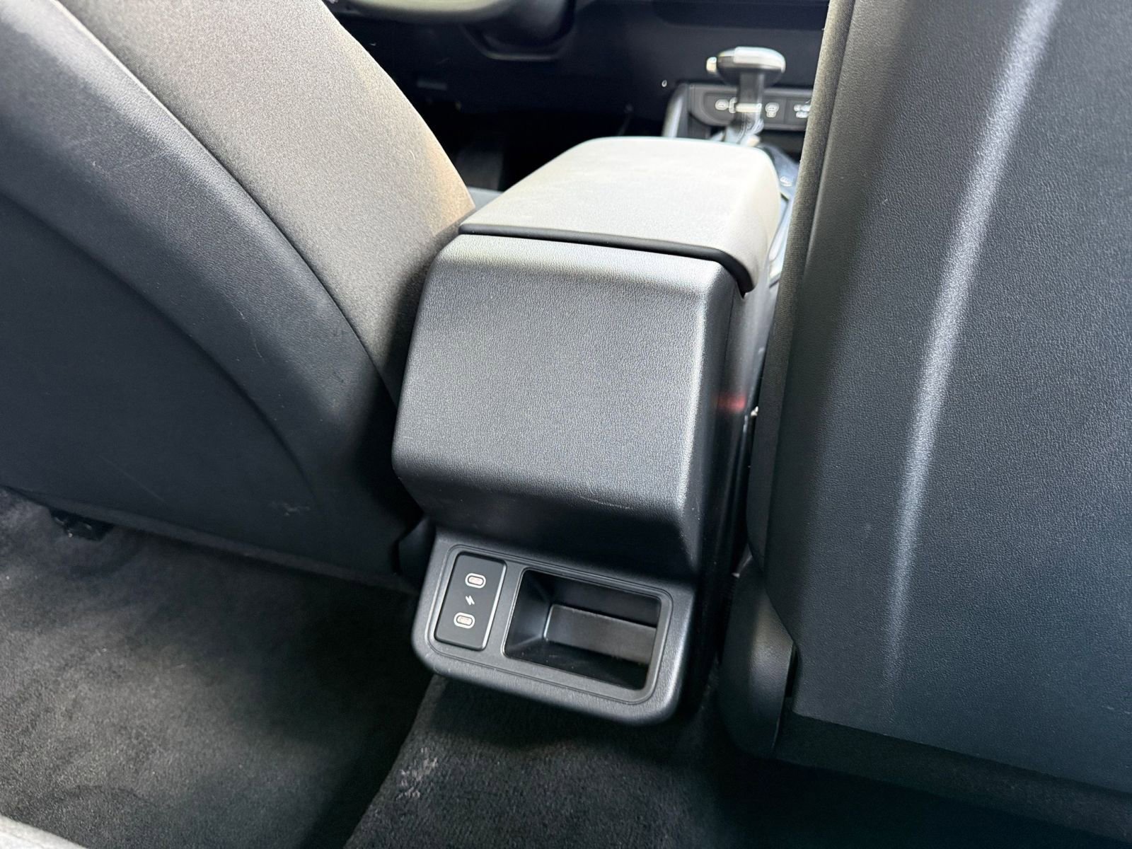 Used 2025 Kia K4 LXS image 24