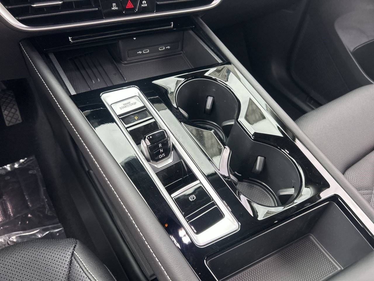 New 2026 Volkswagen Atlas SE FWD image 26