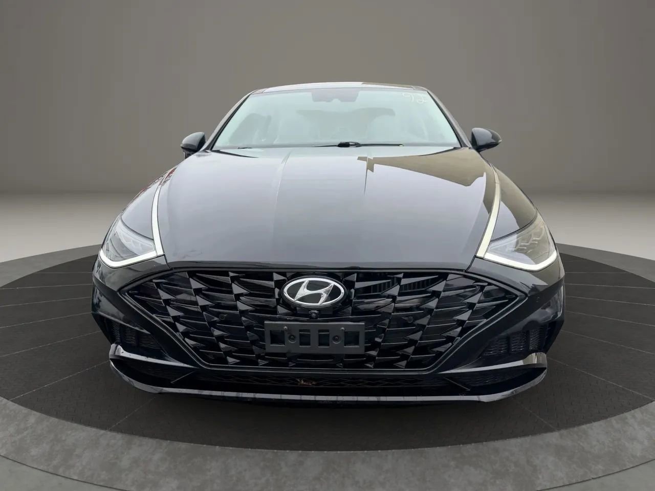 Used 2020 Hyundai Sonata Limited FWD image 2