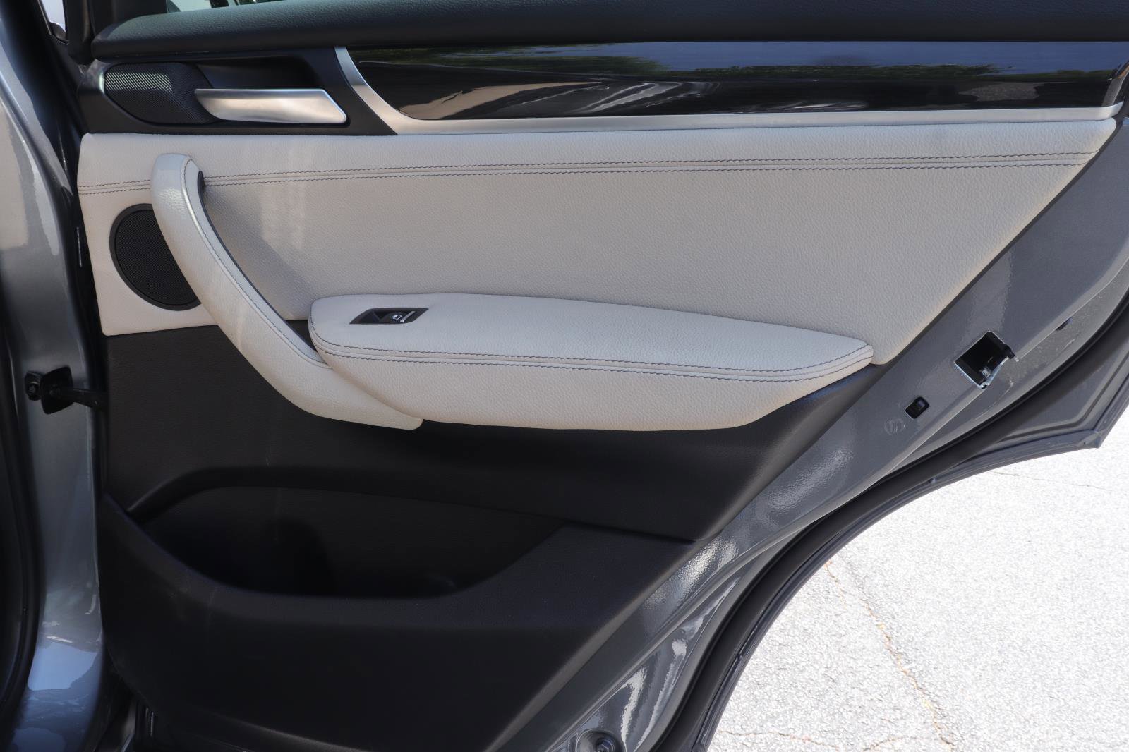 Used 2017 BMW X3 sDrive28i image 21