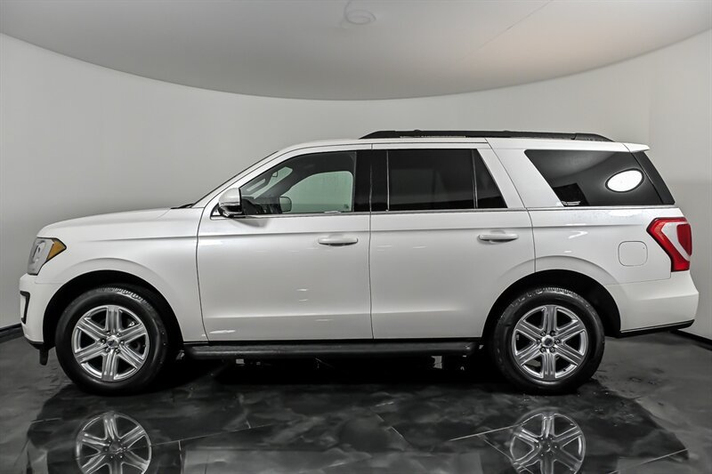 Used 2019 Ford Expedition XLT w/ Equipment Group 201A AWD/4WD image 6