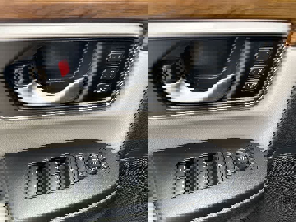 Used 2018 Honda CR-V EX-L image 18