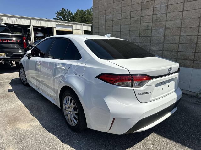 Used 2022 Toyota Corolla LE FWD image 13