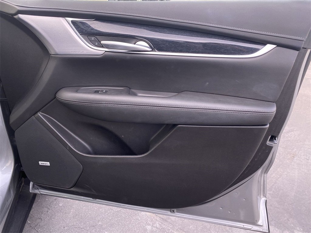Certified 2025 Cadillac XT5 Premium Luxury image 31