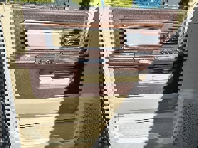 Used 2014 RAM 1500 Laramie w/ Convenience Group image 21