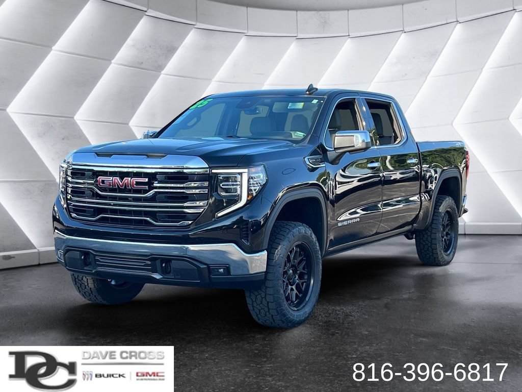 Used 2025 GMC Sierra 1500 SLT AWD/4WD image 1
