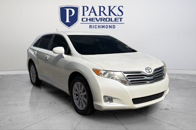 Used 2012 Toyota Venza LE FWD image 1