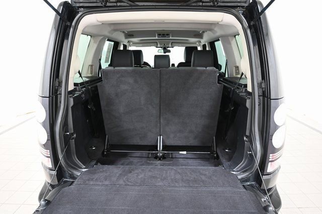 Used 2016 Land Rover LR4 HSE Silver Edition image 25