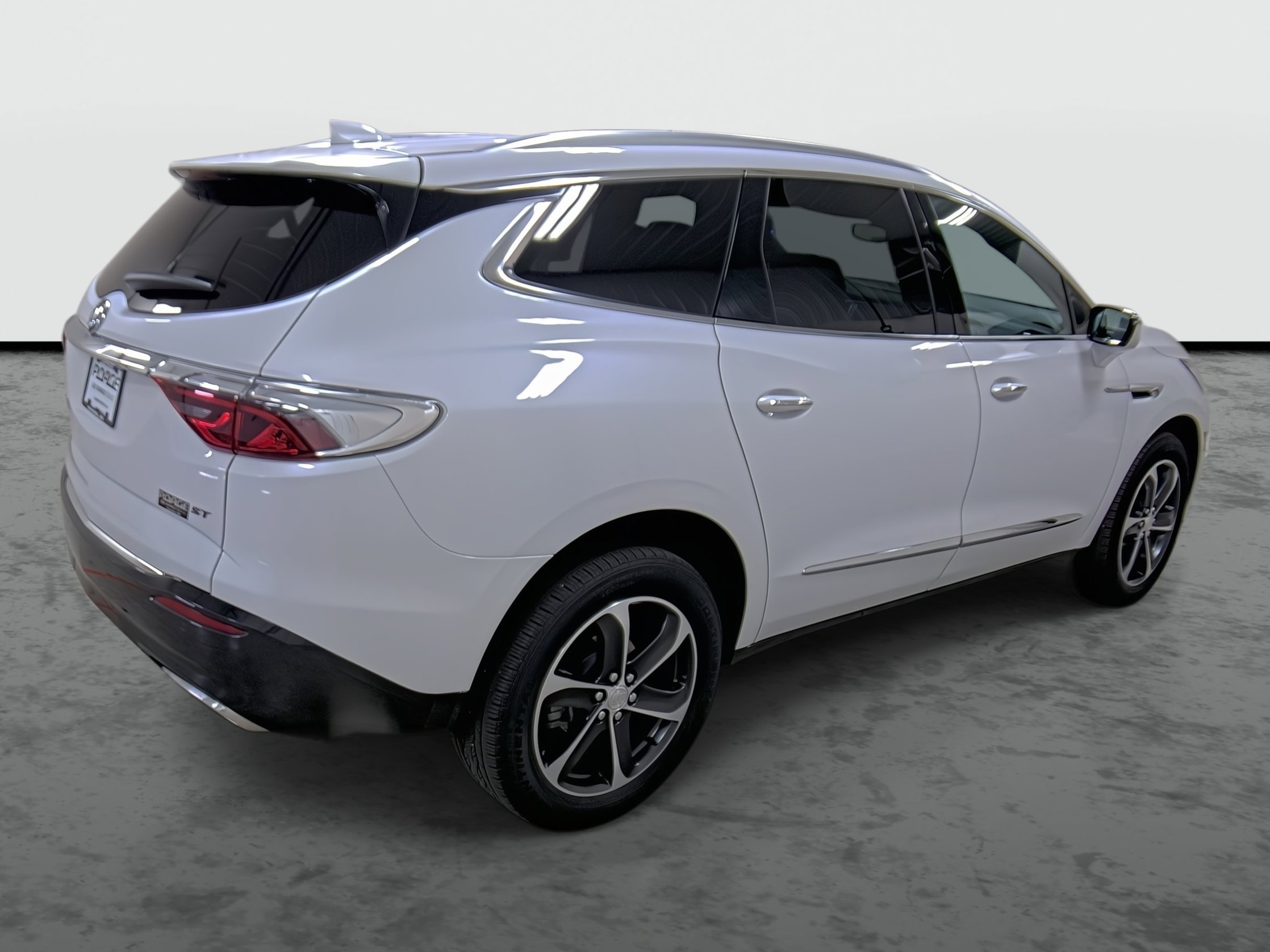 Used 2022 Buick Enclave Essence w/ Experience Buick Package image 4