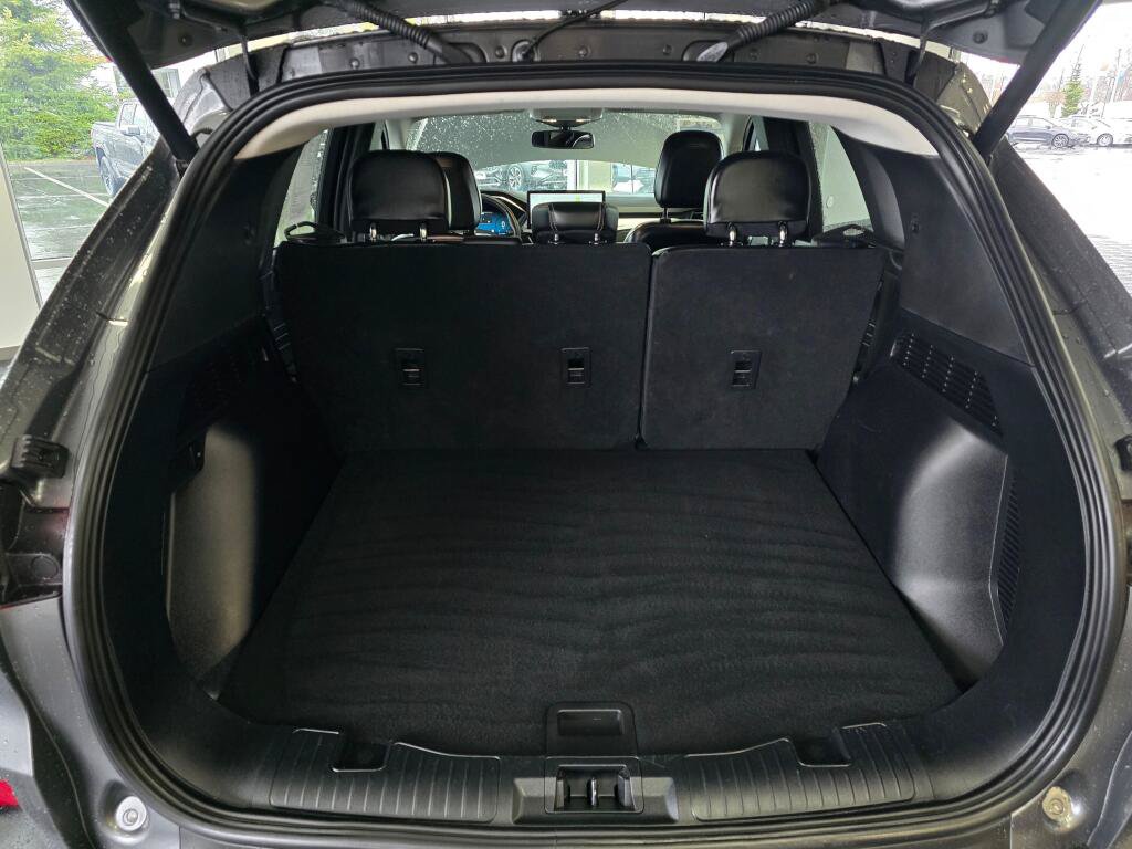 Used 2024 Ford Escape Platinum AWD/4WD image 17