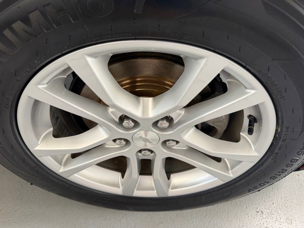 Used 2015 Chevrolet Camaro LT image 11