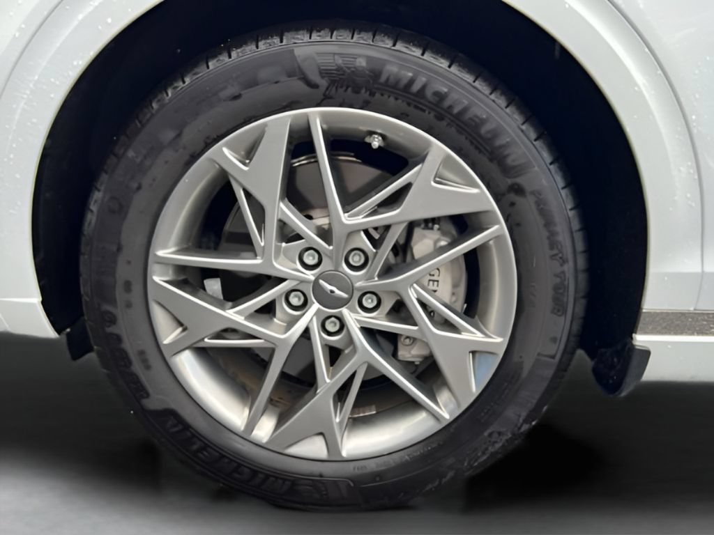 Used 2025 Genesis GV70 2.5T AWD/4WD image 25