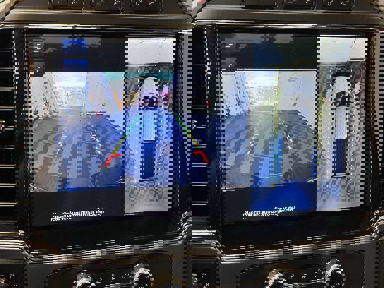 Used 2022 Ford F350 Limited image 6