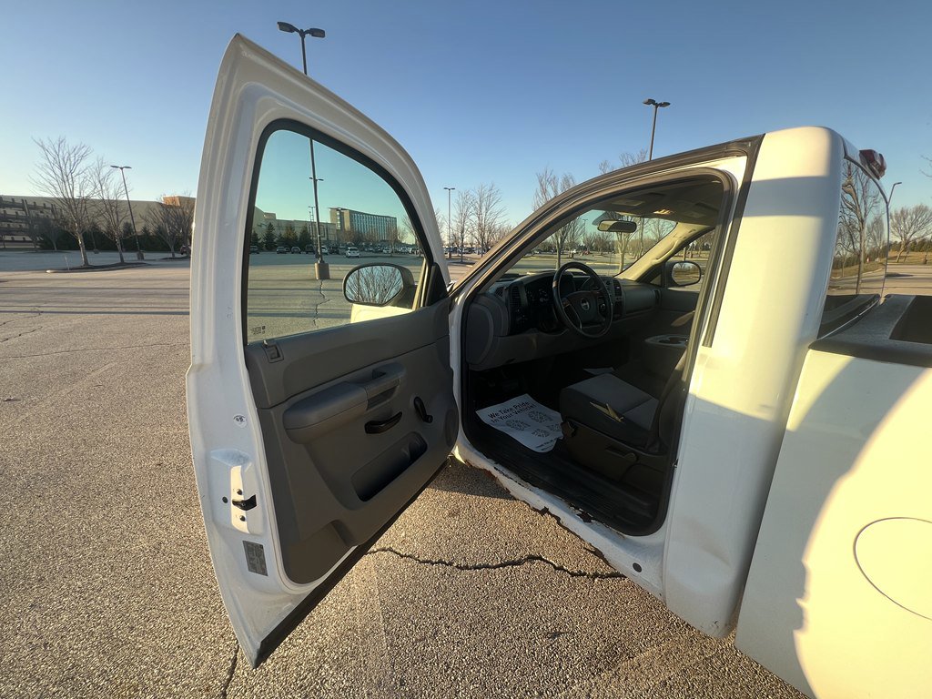 Used 2009 GMC Sierra 1500 W/T w/ SL Package image 13
