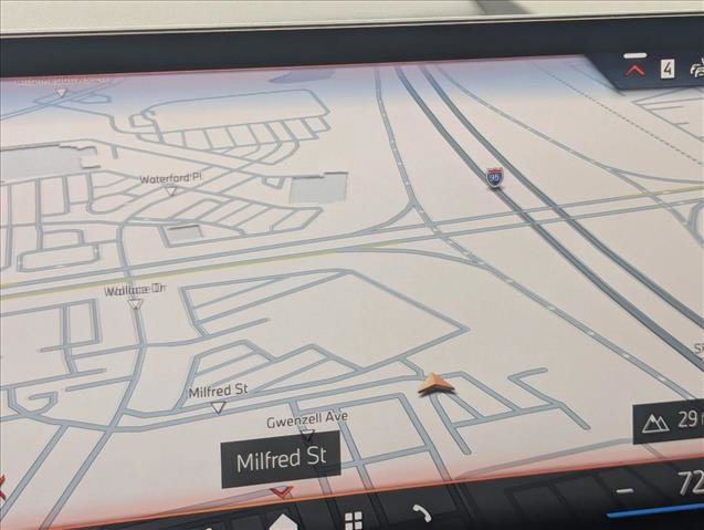 New 2026 BMW X5 sDrive40i w/ Climate Comfort Package image 13