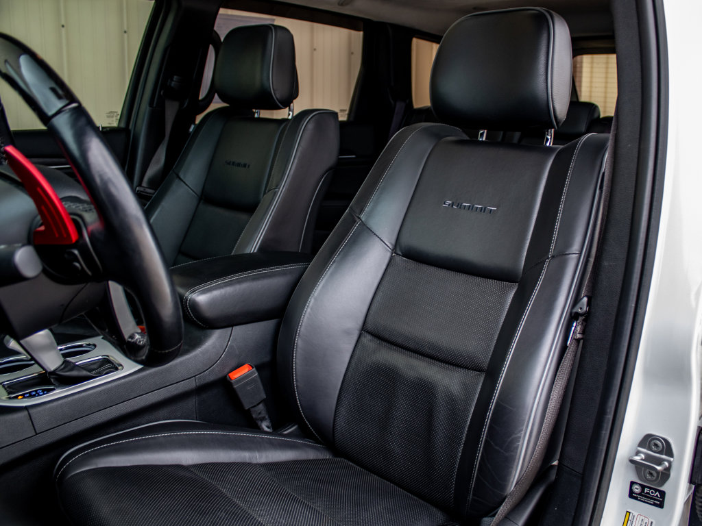 Used 2021 Jeep Grand Cherokee Summit image 19