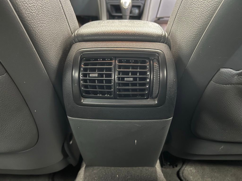 Used 2007 Saab 9-3 2.0T w/ Premium 17 Pkg image 13