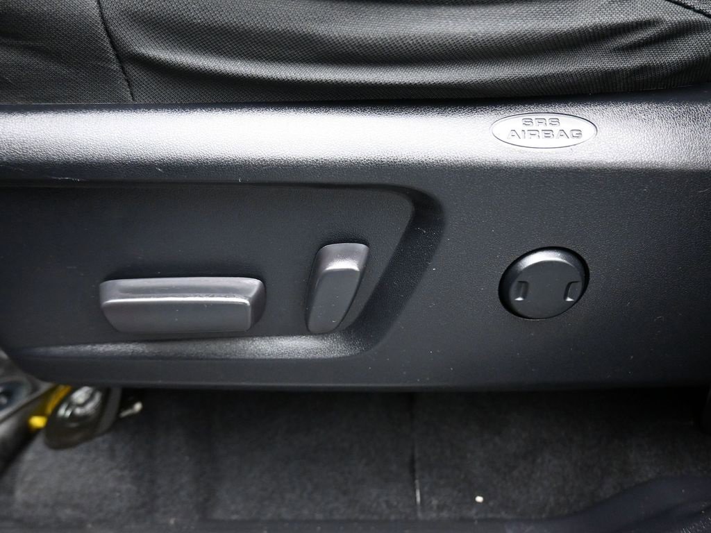 Used 2020 Toyota Tundra SR5 w/ SR5 Upgrade Package image 12