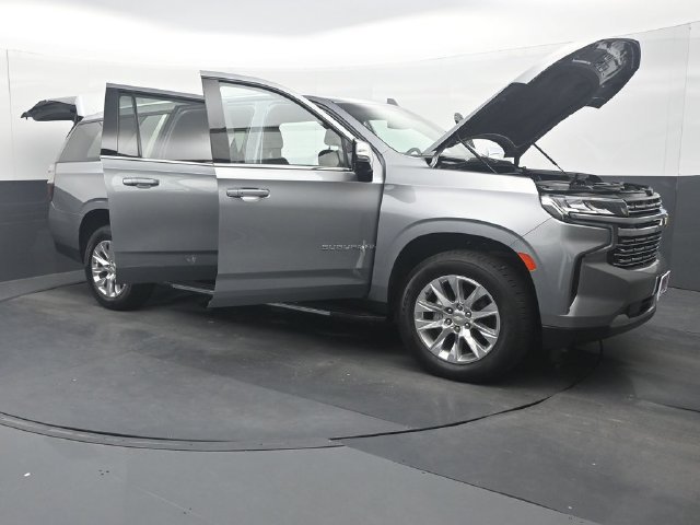 Used 2023 Chevrolet Suburban Premier AWD/4WD image 35