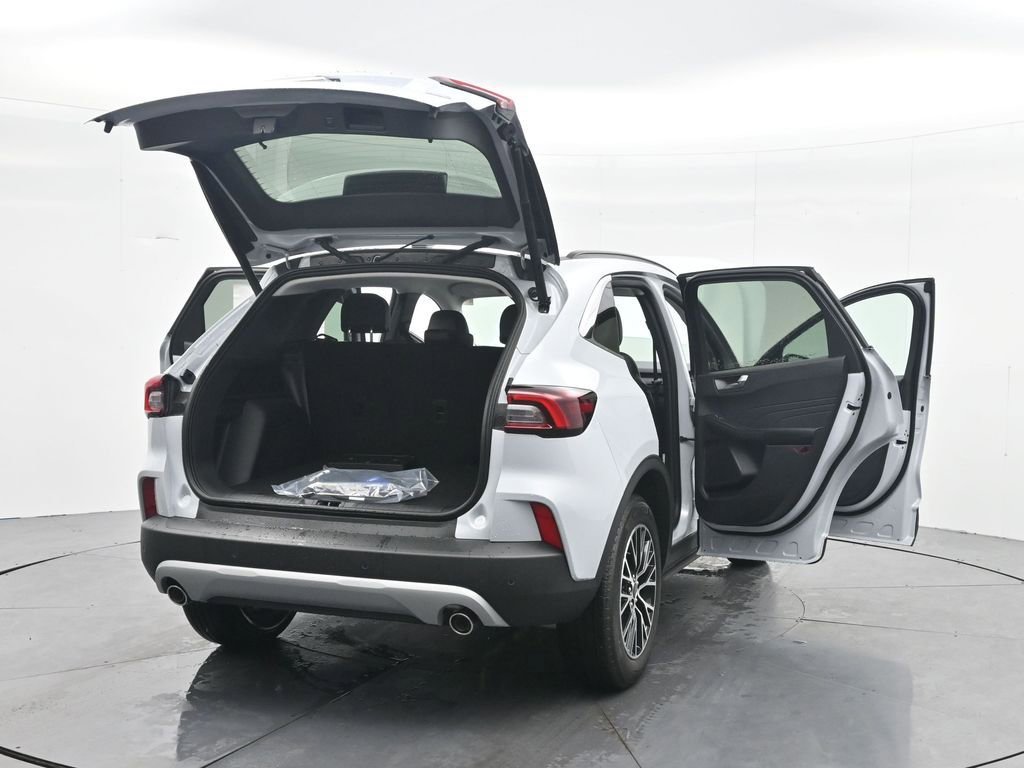 New 2026 Ford Escape SE image 47