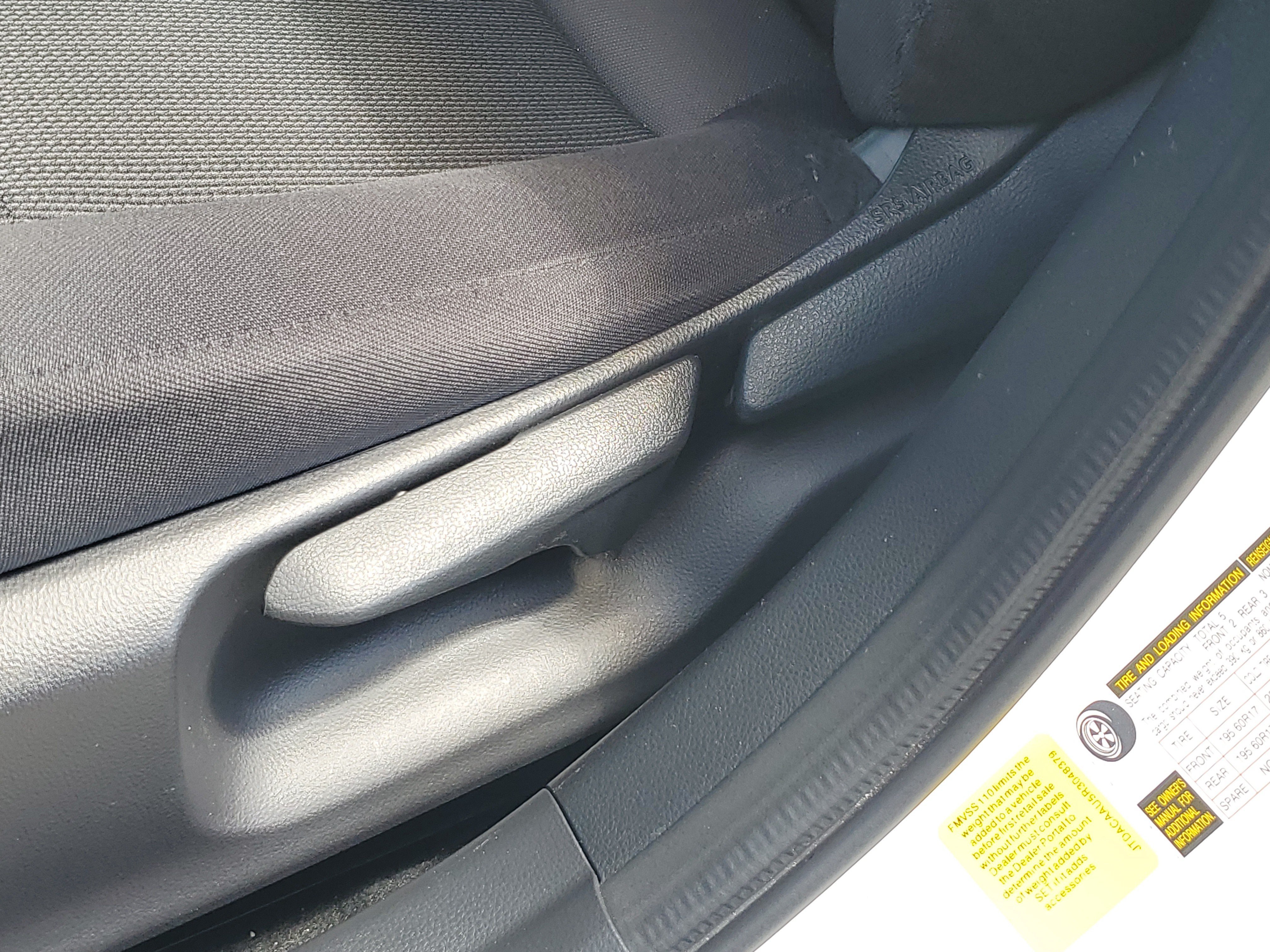 Certified 2024 Toyota Prius LE FWD image 19