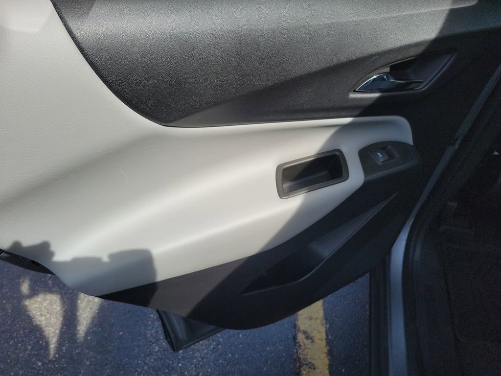 Certified 2023 Chevrolet Equinox LS w/ LS Convenience Package FWD image 16